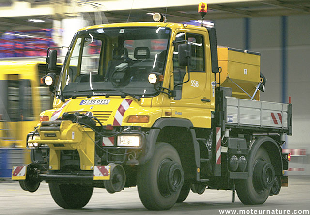 Evacuation par voies ferrées Unimog1_big