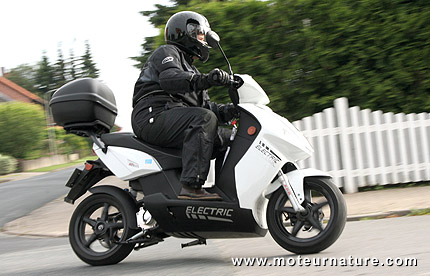 Govecs Go S 3.4 electric scooter
