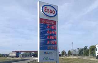 Le gazole à 2,86&nbsp;€ le litre, Macron réagit
