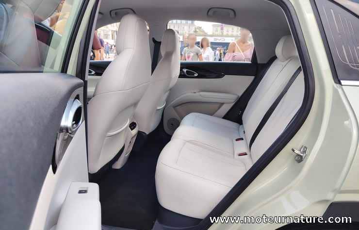 Geely E2 électrique