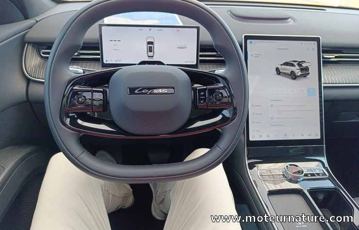 Lepas L8 hybride rechargeable Plug-in Super Hybrid 1.5 TGDI