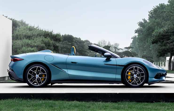 cabriolet électrique à hautes performances Denza Z