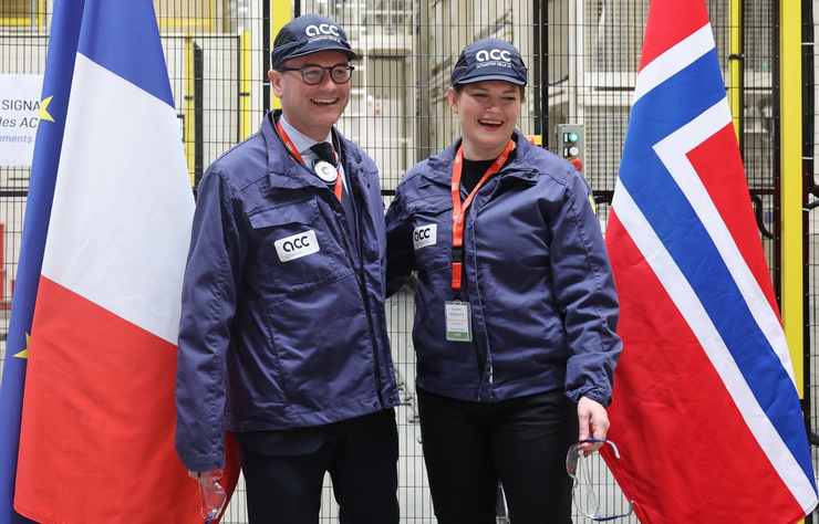 Sébastien Martin ministre délégué chargé de l’Industrie, et Cecilie Myrseth, ministre du commerce et de l'industrie de Norvège