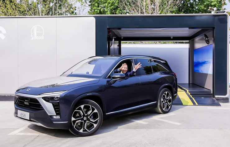 station Nio d'échange automatisé de batteries de voitures électriques