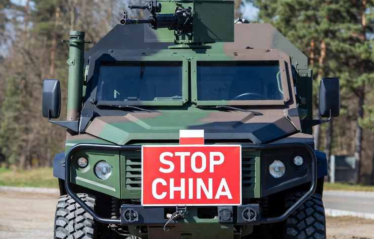 l'armée polonaise interdit les voitures chinoises