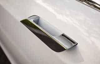 La Chine interdit les poignées de porte électriques inventées par Tesla