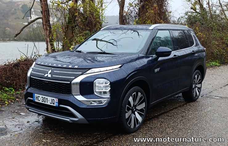 Mitsubishi Outlander PHEV