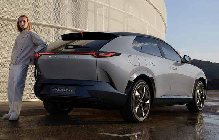 SUV électrique Mazda CX-6e