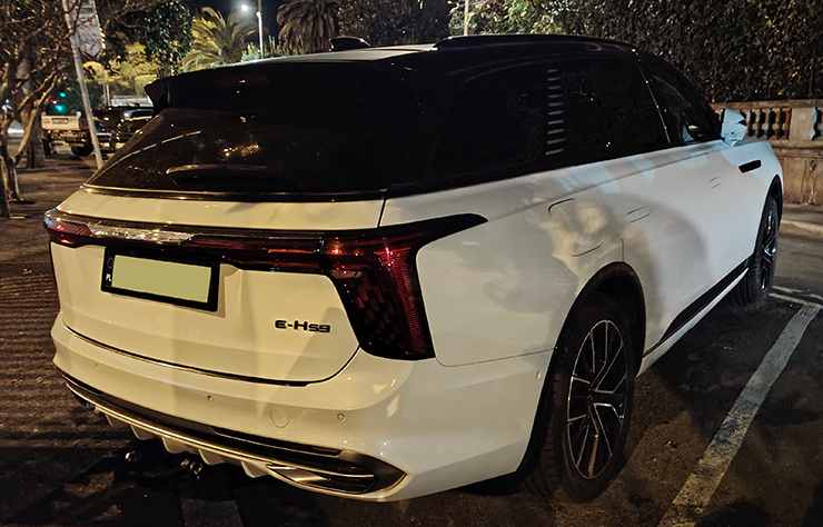 SUV électrique Hongki E-HS9