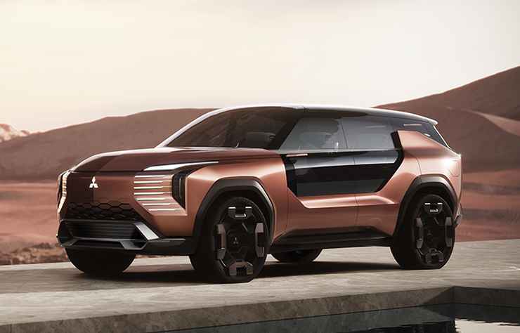 concept hybride rechargeable Mitsubishi Elevance