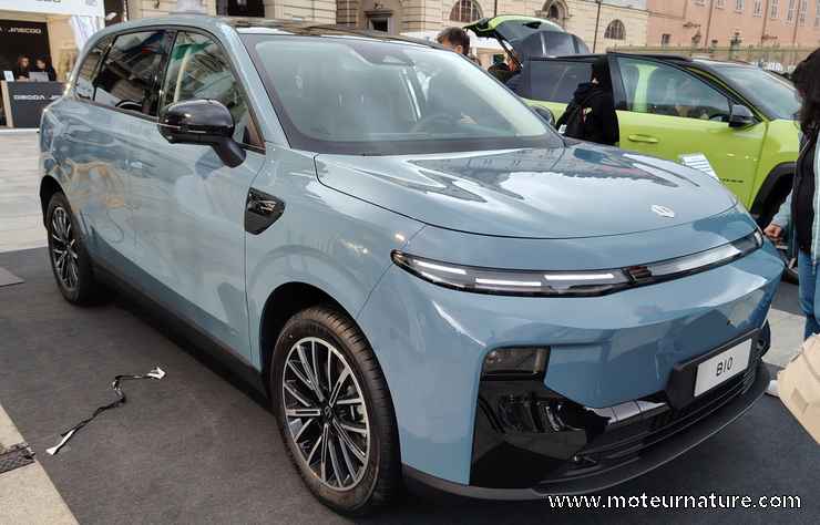 Leapmotor B10