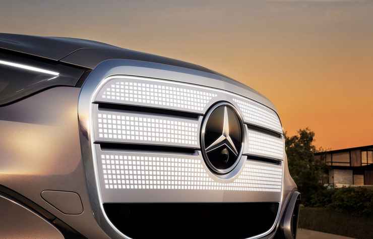 calandre lumineuse de la future Mercedes GLC
