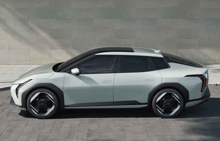Kia EV4