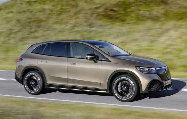 SUV Mercedes EQE