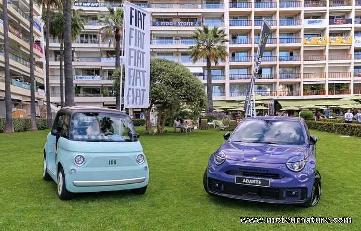 Fiat Topolino et Abarth 600e devant l'hôtel Mondrian à Cannes