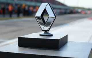 Le groupe Renault ridiculise Stellantis