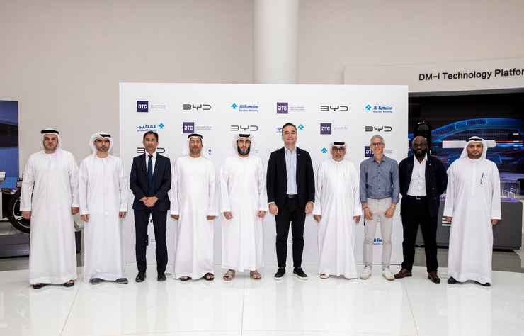 taxi électrique BYD Seal à Dubaï