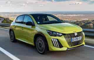 La Peugeot e-208 a t-elle reçue une plus grosse batterie ?