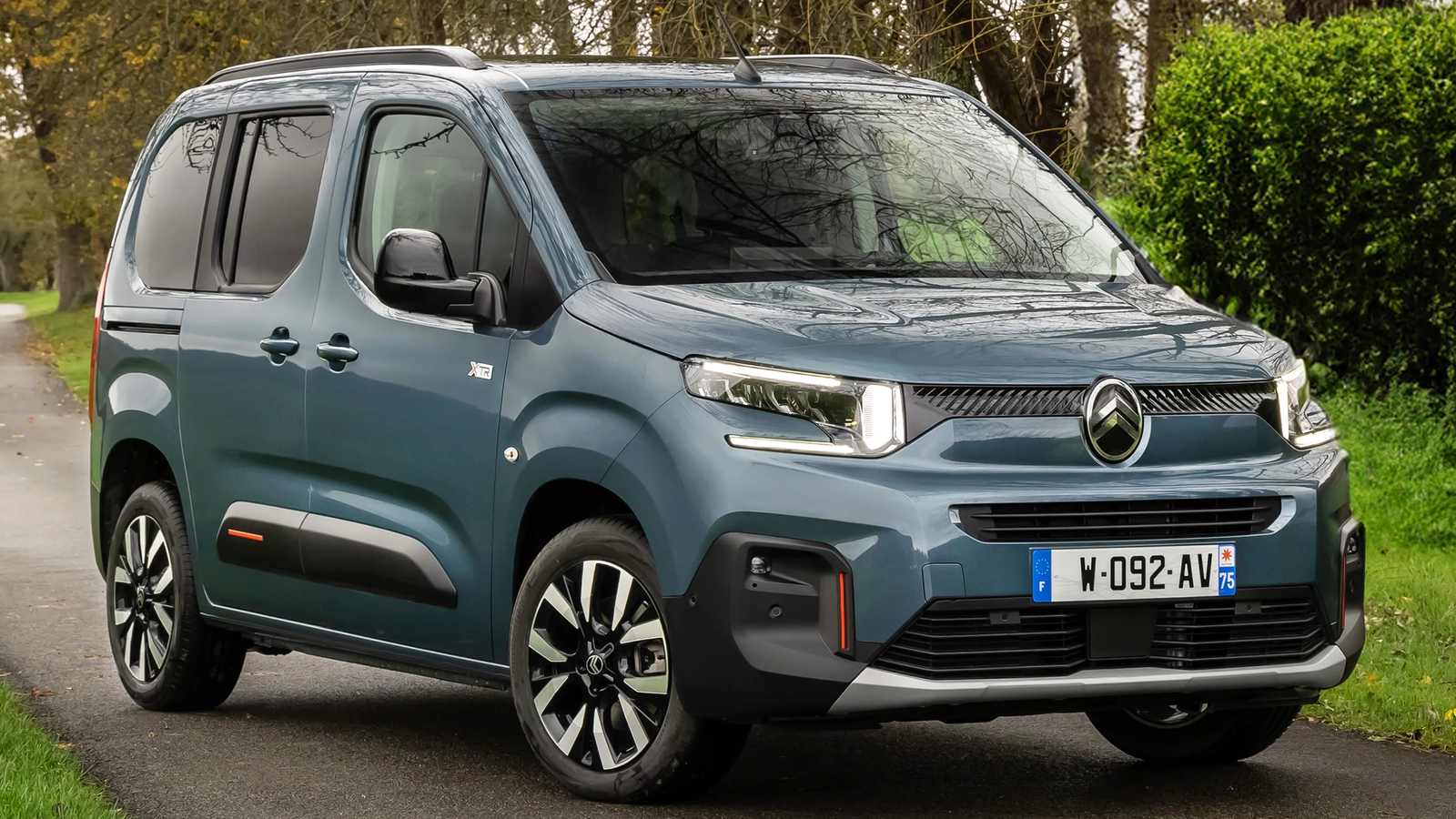 Citroën Berlingo, nouvelle face avant, nouvelle batterie