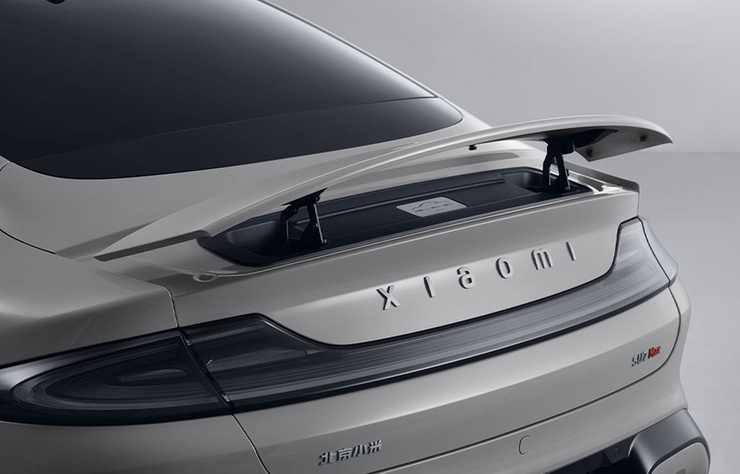 automobile électrique Xiaomi SU7