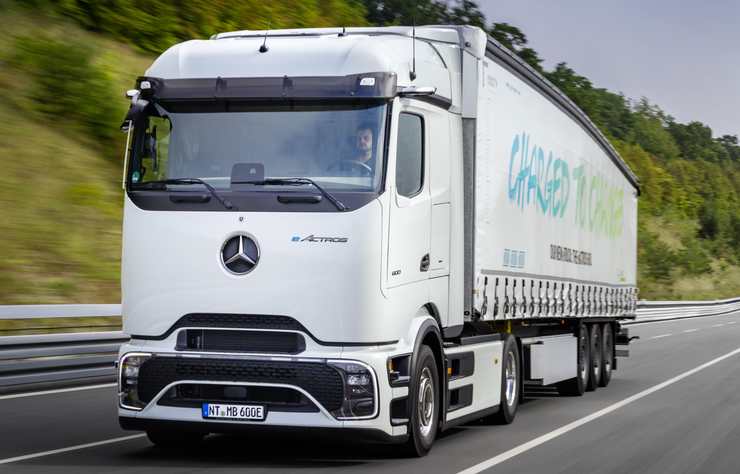 poids lourd électrique Mercedes eActros 600