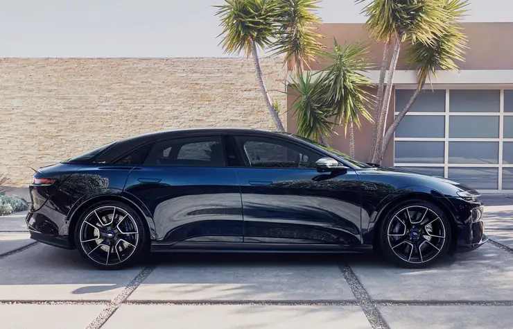 voiture Lucid Air fabriquée en Arabie Saoudite