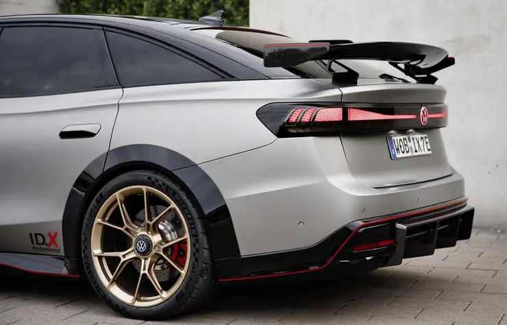 Volkswagen ID X Performance ID.7 concept
