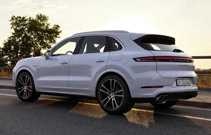 Porsche Cayenne Turbo E-Hybrid