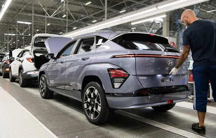 Hyundai Kona électrique de seconde génération à l'usine de production en Tchéquie