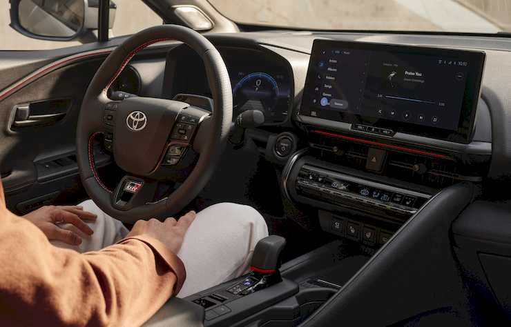 Toyota C-HR hybride HEV ou PHEV