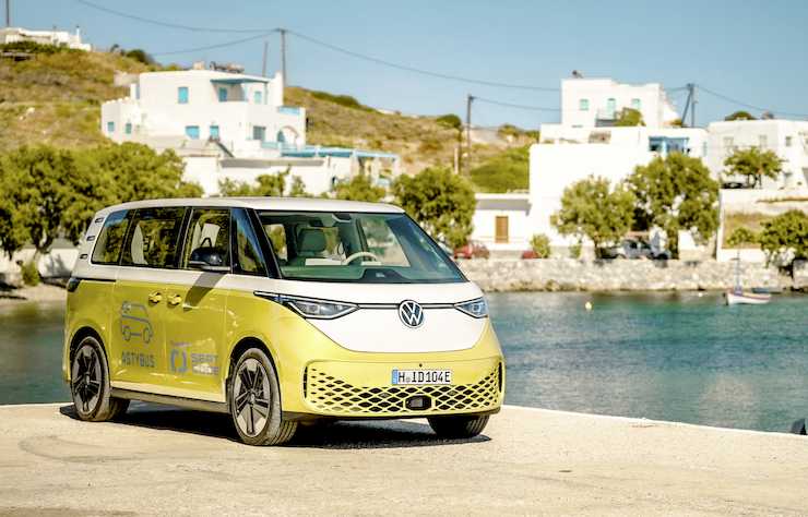 Volkswagen électrique sur l'île grecque d'Astypalea