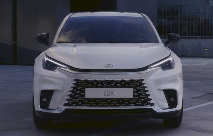 crossover hybride Lexus LBX