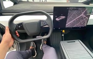 Premières photos de l'intérieur du Tesla Cybertruck, et...