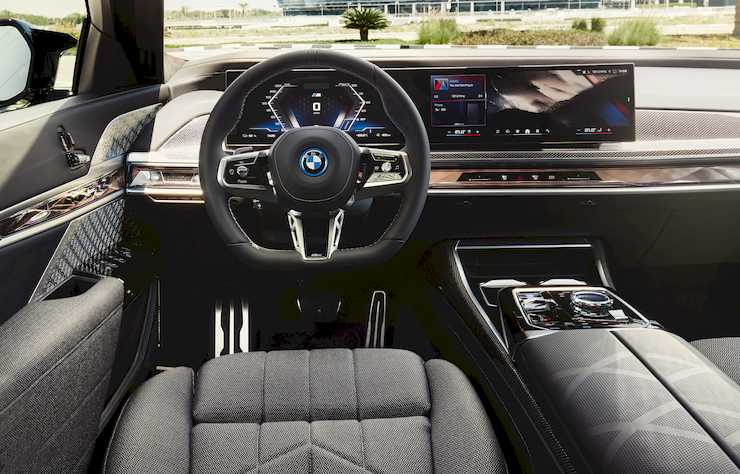 BMW i7 M70 limousine électrique hautes performances