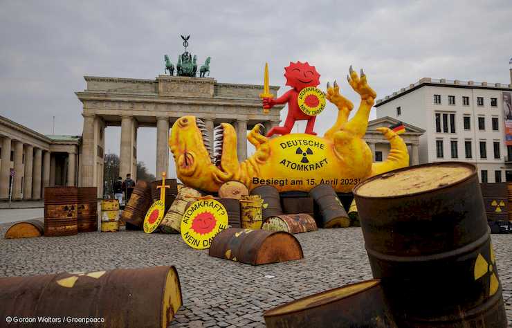 Greenpeace fête l'arrêt du nucléaire en Allemagne