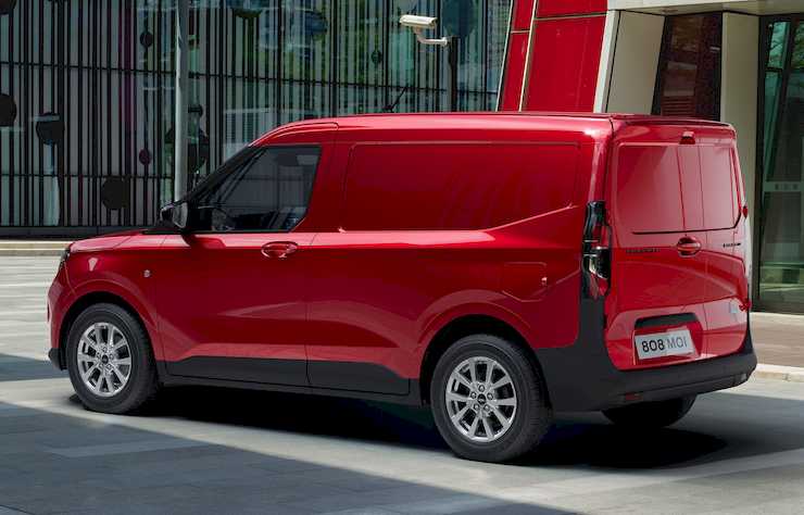 utilitaire électrique compact Ford E-Transit Courier