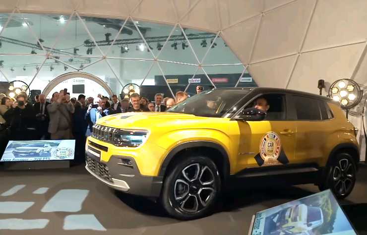 Jeep Avenger, les italiens gagnent le titre de voiture de l'année 2023