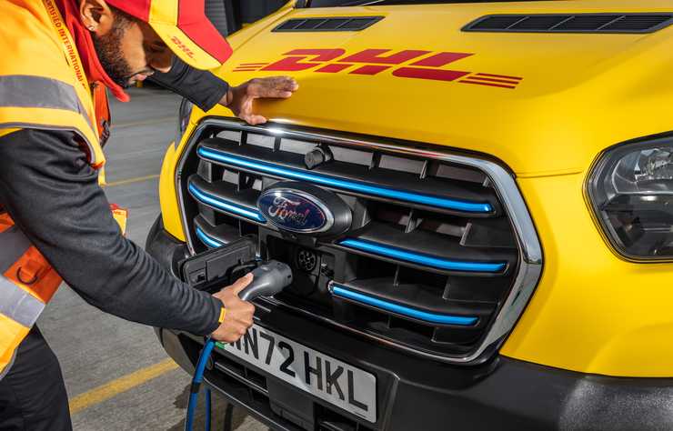utilitaire électrique Ford e-Transit de Deutsche Post DHL