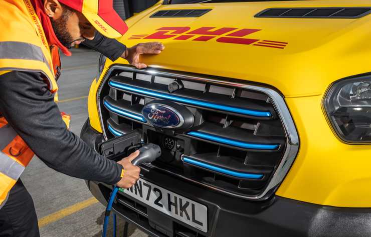 utilitaire électrique Ford e-Transit de Deutsche Post DHL