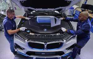 BMW a débuté la production de son iX5 à hydrogène