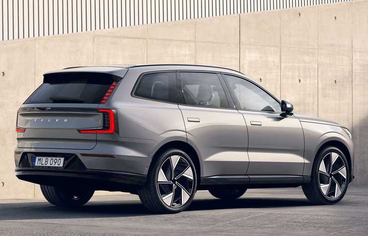 Volvo EX90