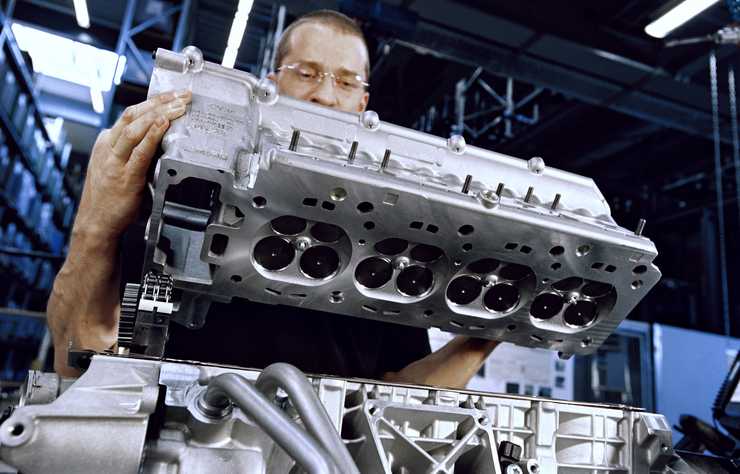 moteur V8 essence AMG