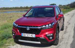 Suzuki S-Cross Dualjet Hybrid - Prise en mains