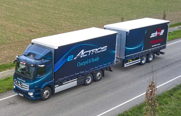 poids lourd électrique Mercedes eActros