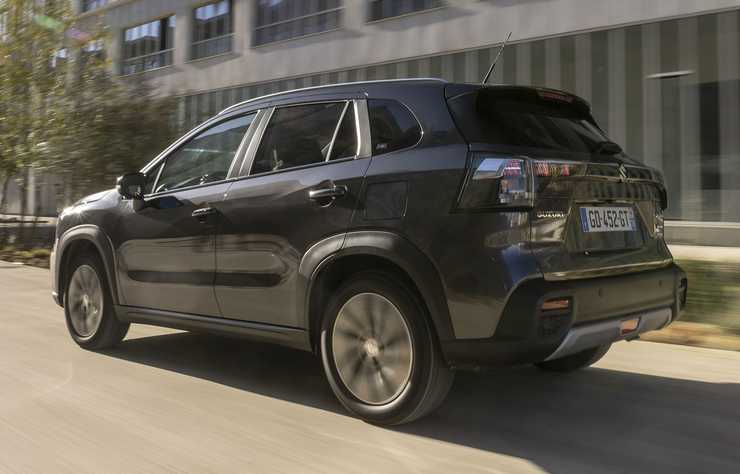 Suzuki S-Cross