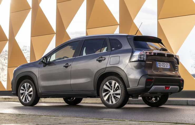 Suzuki S-Cross