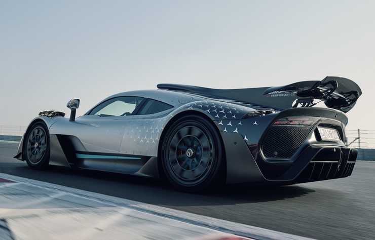 hypercar hybride AMG ONE