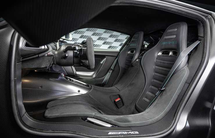hypercar hybride AMG ONE