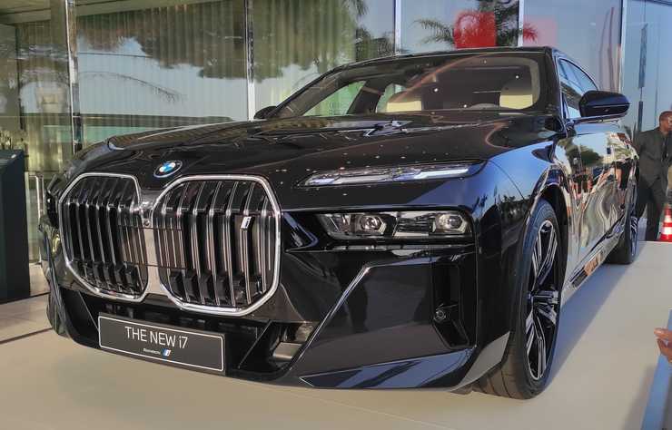 BMW i7 électrique au festival du film de Cannes