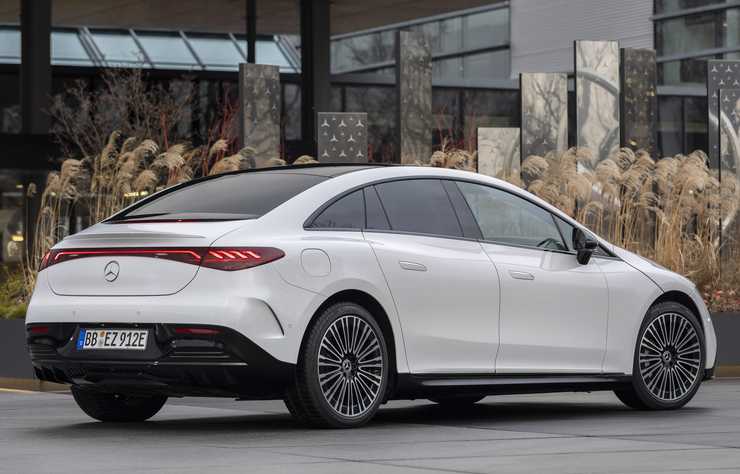 Mercedes EQE 350+